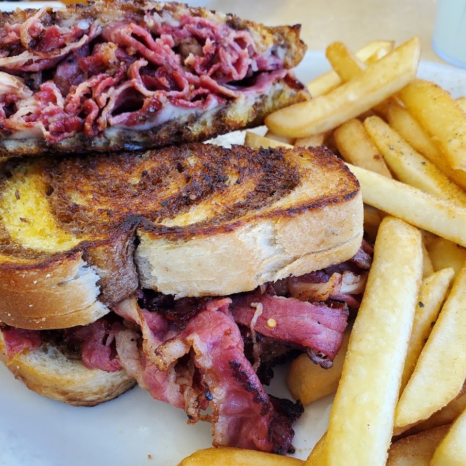 Hot Pastrami Sandwich